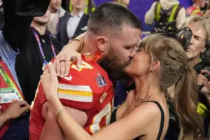 Did Travis Kelce Propose to Taylor Swift on Valentine’s Day? Here’s What Really Happened Did Travis Kelce Propose to Taylor Swift on Valentine’s Day Here’s What Really Happened